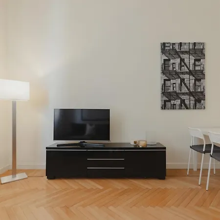 Gohost - Quiet, Bright & Stylish Flat In The Heart Of Milan-3